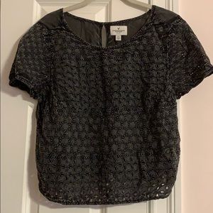 American Eagle charcoal short sleeved blouse